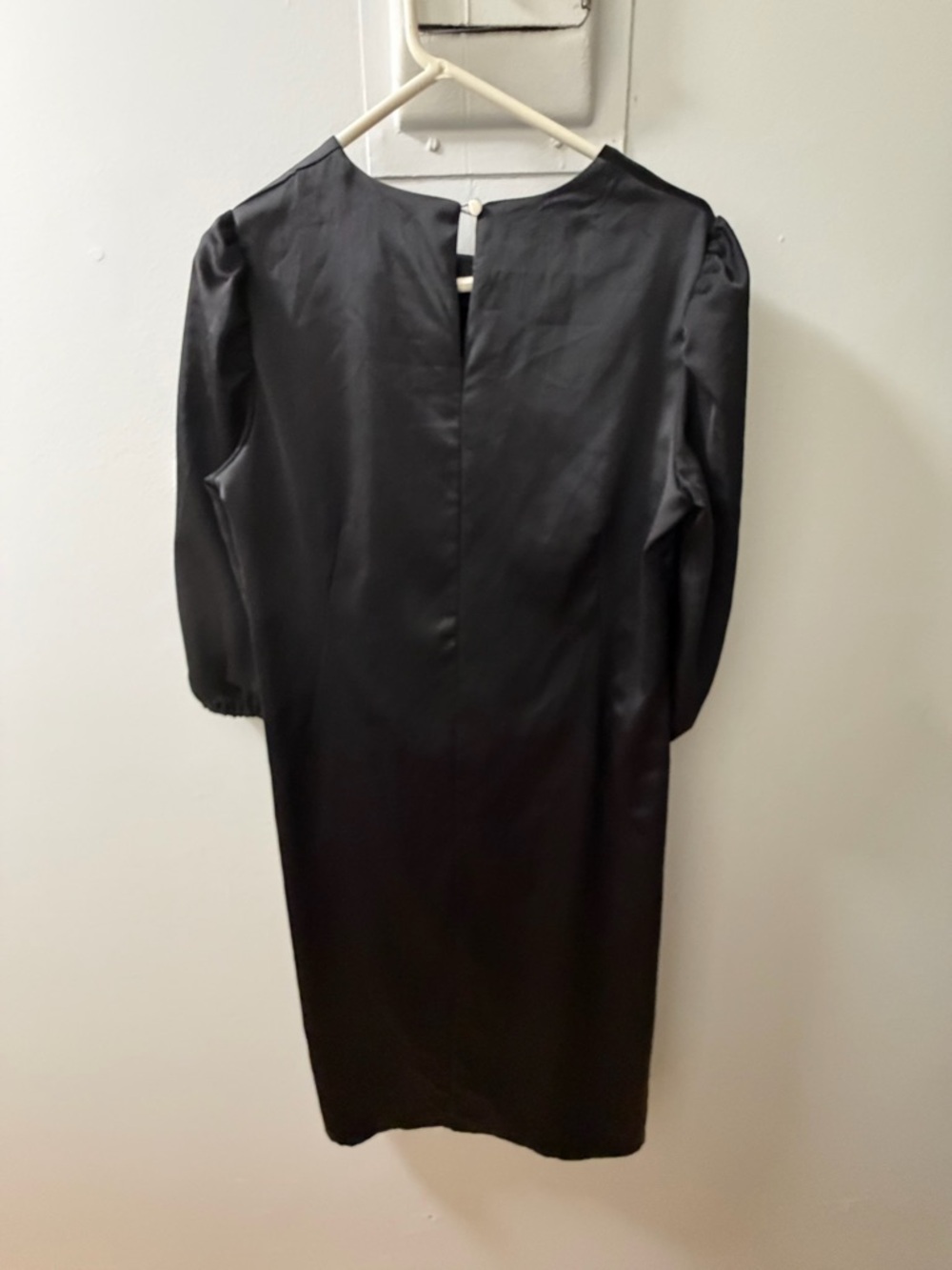 Black Satin Midi Dress – Puff Sleeve Tie Waist | Elegant Minimalist - Picture 3 of 3